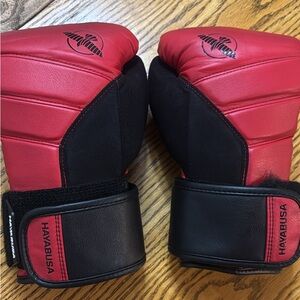 Hayabusa T3 Boxing Gloves 12 Oz Used